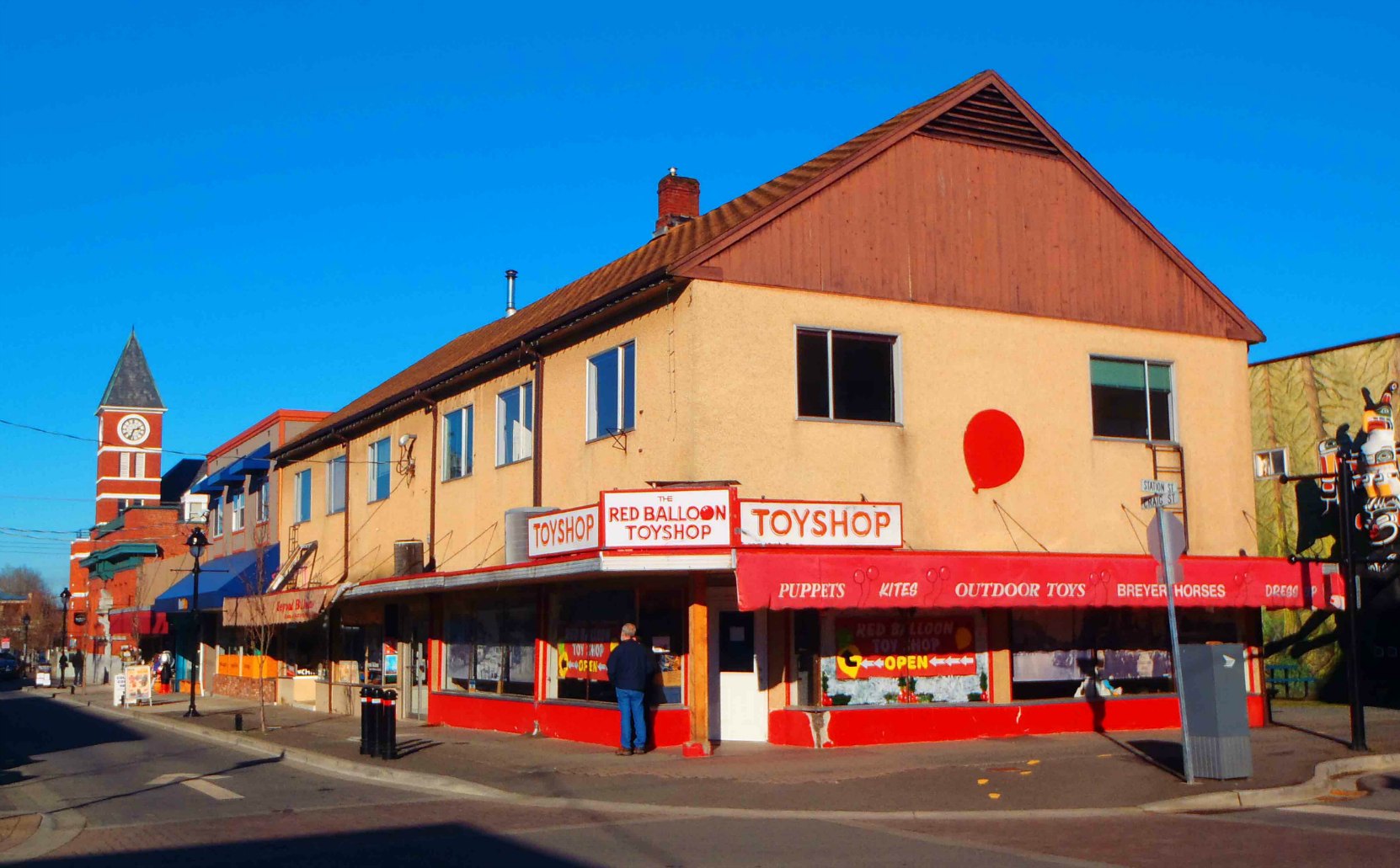 The Duncan Emporium Building, Craig Street at Station Street, in February 2012