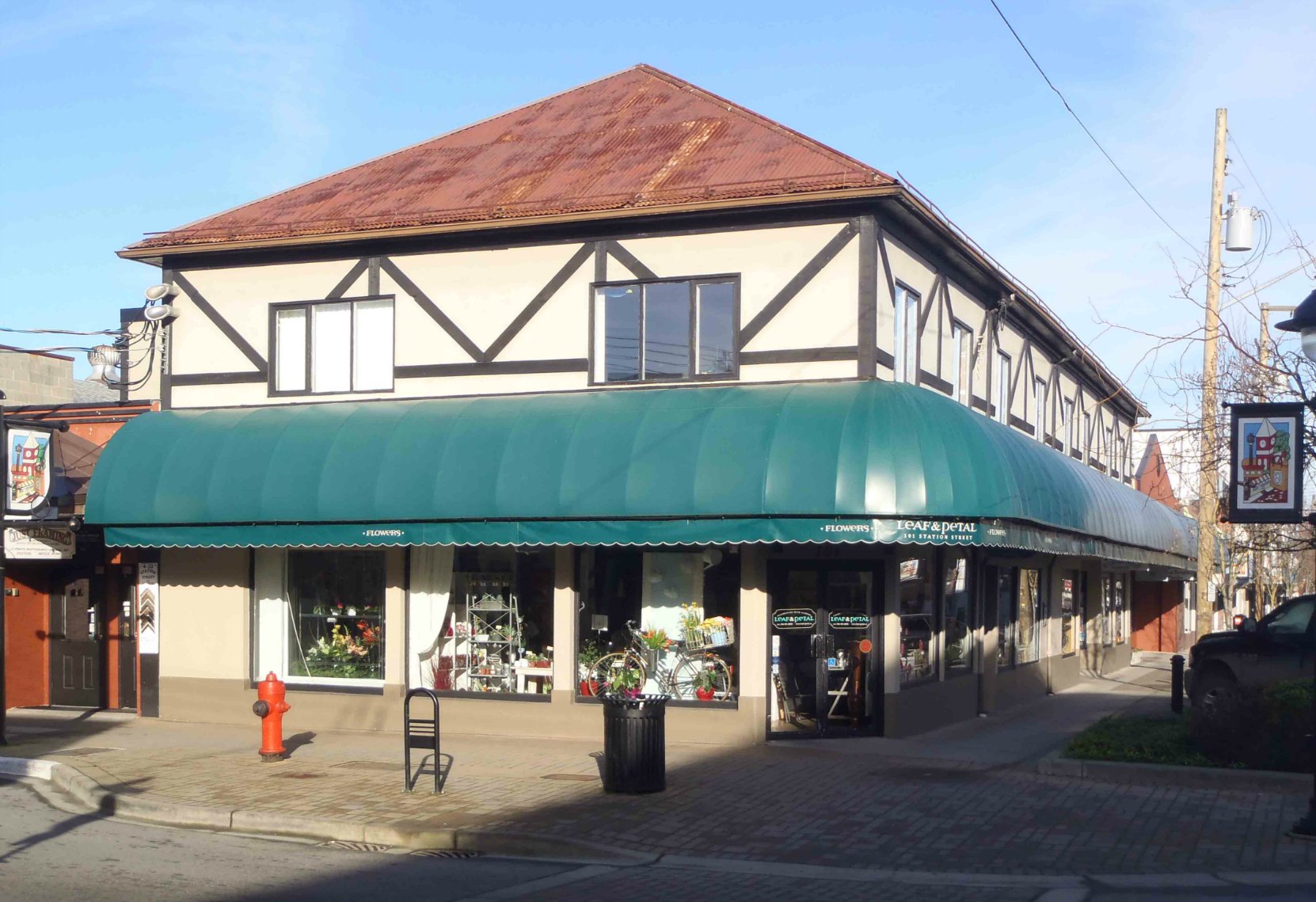 101 Craig Street was built circa 1893 by Christopher Dobson for his wheelwright and carriage making business.