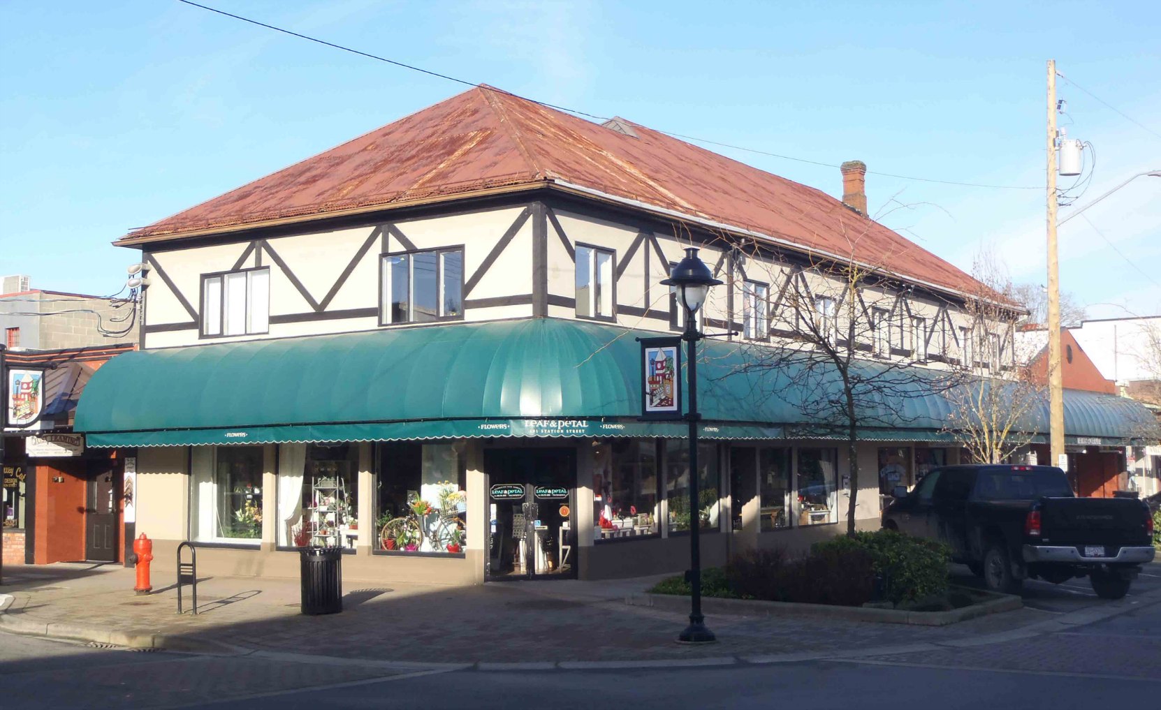 101 Craig Street was built circa 1893 by Christopher Dobson for his wheelwright and carriage making business.