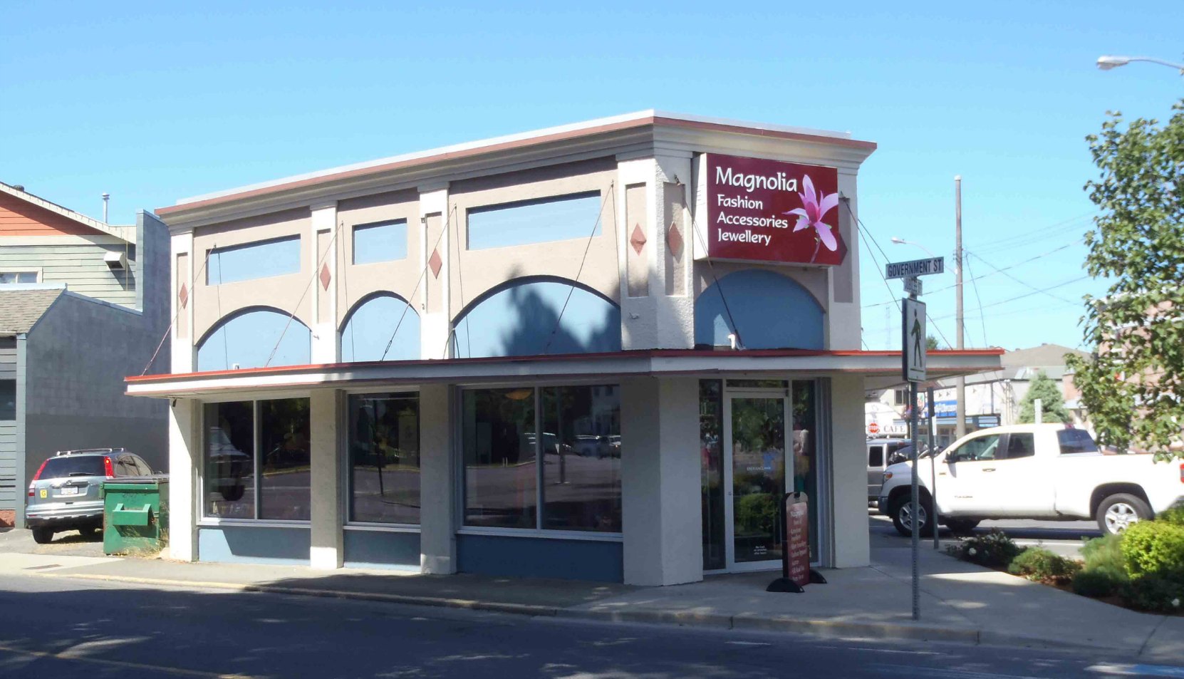 231 Government Street, Duncan, B.C. Built by architect Douglas James in 1929 for Thomas Pitt's automobile business