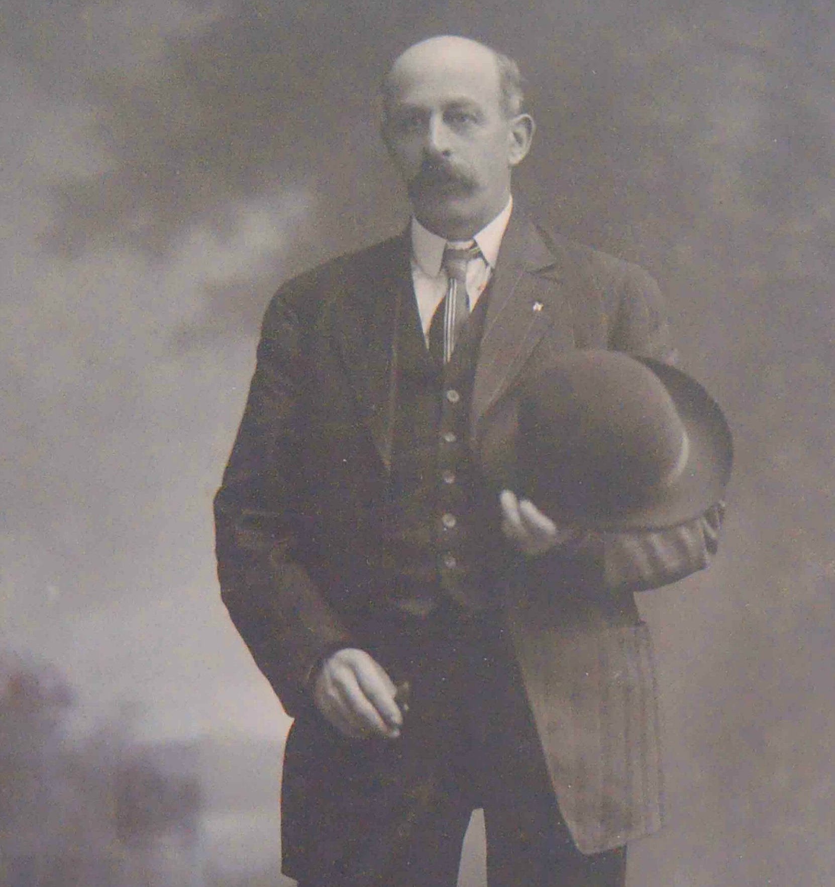 Harry Smith, Worshipful Master of Temple Lodge, No.33 in 1901