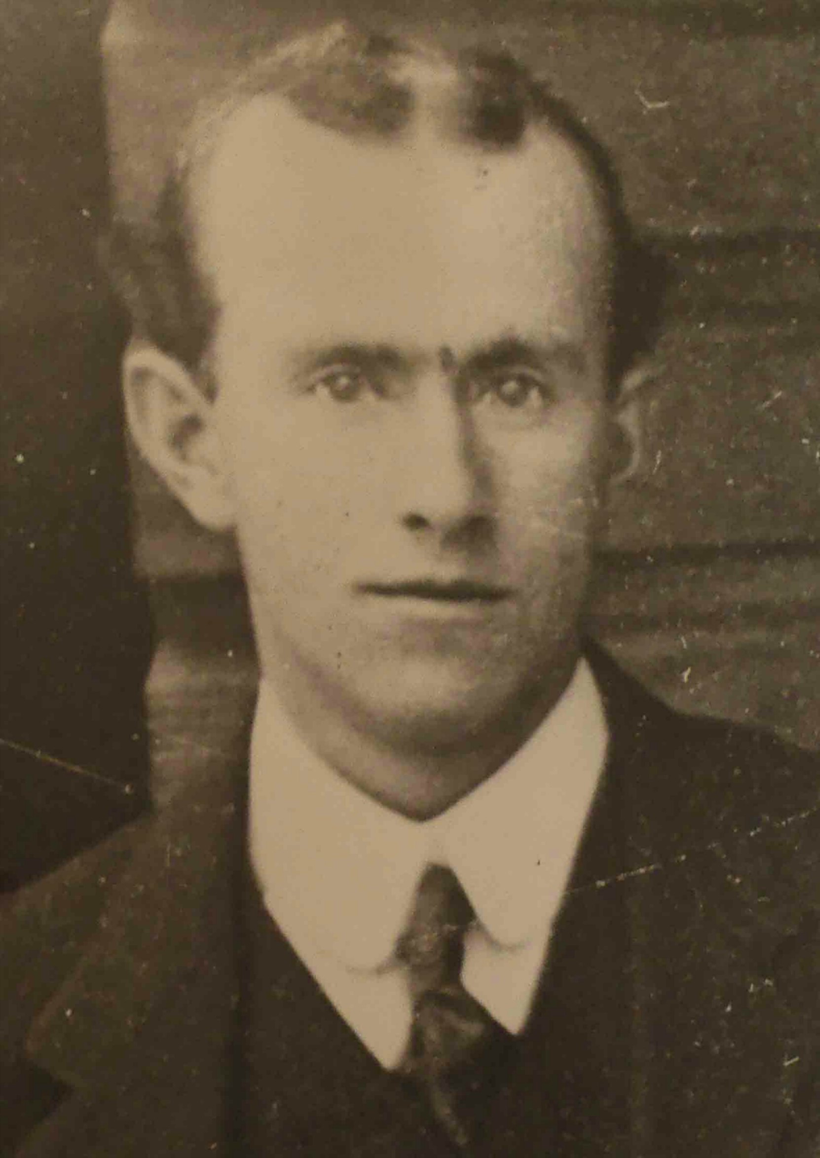 Matthias Kirkwood MacMillan ( -1953), Worshipful Master of Temple Lodge, No.33 in 1916