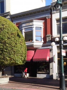 913 Government Street, Victoria, B.C., Rogers Chocolates store. Built in 1903 by architects Thomas Hooper and Charles Elwood Watkins