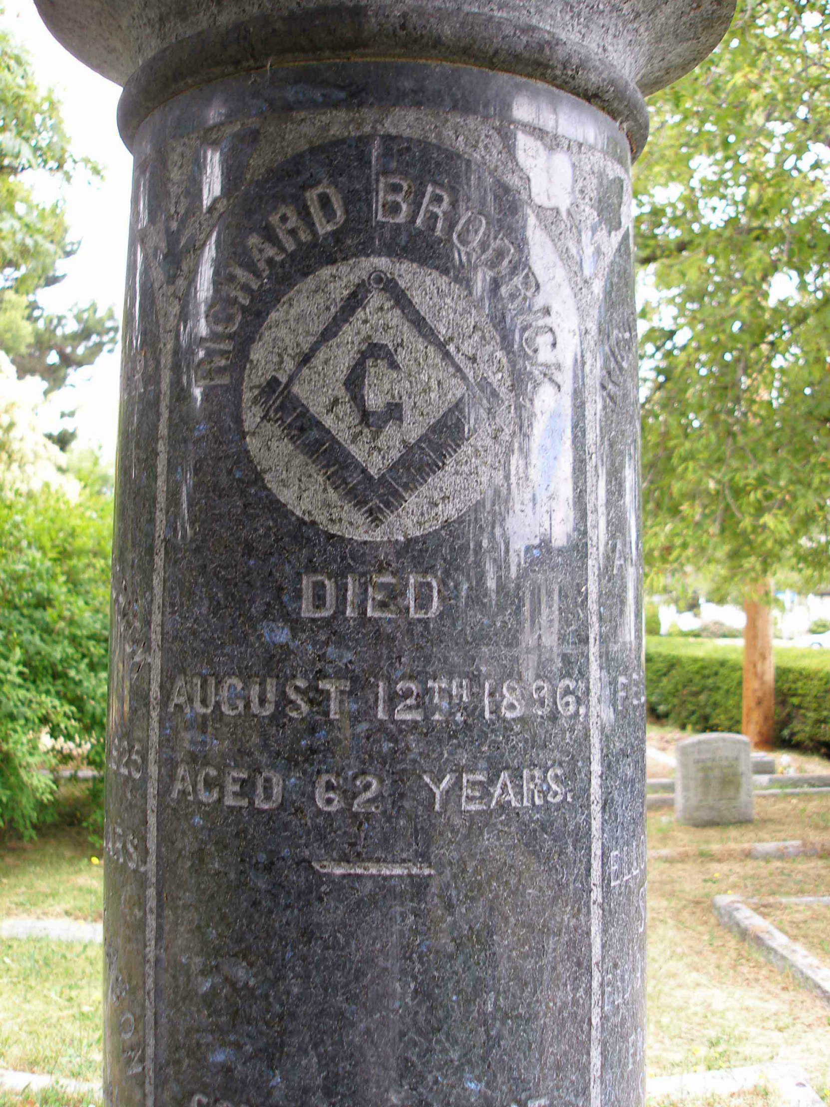 Inscription on Richard Broderick tombstone, Ross Bay Cemetery, Victoria, B.C.