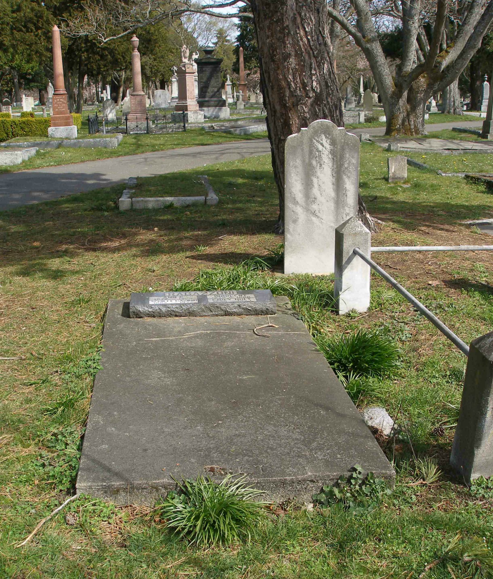 Innocent Ragazzoni grave, Ross Bay Cemetery, Victoria, B.C.