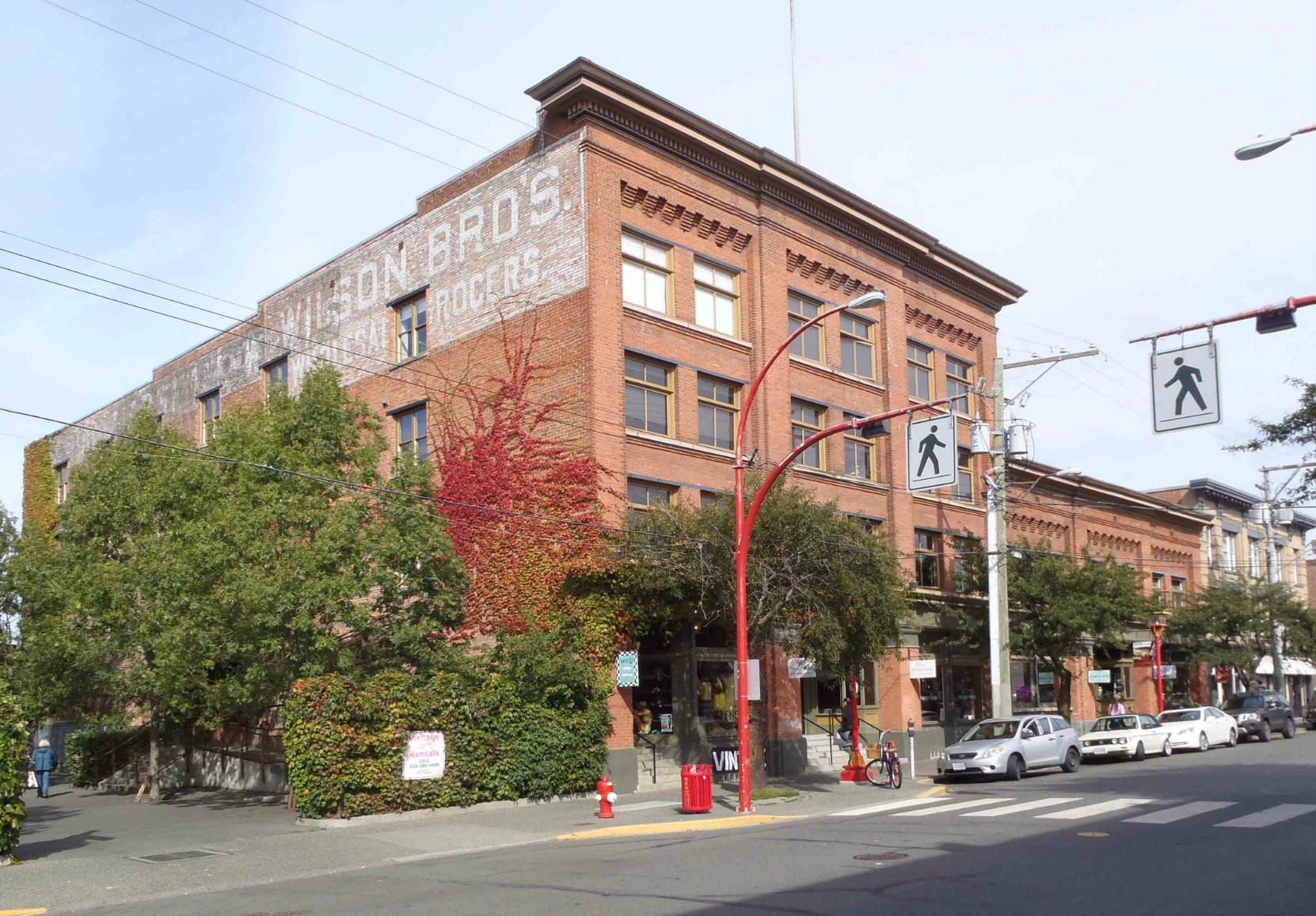 532 Herald Street, built in 1908-1909 as a warehouse for for Wilson Brothers. It is now condominiums.