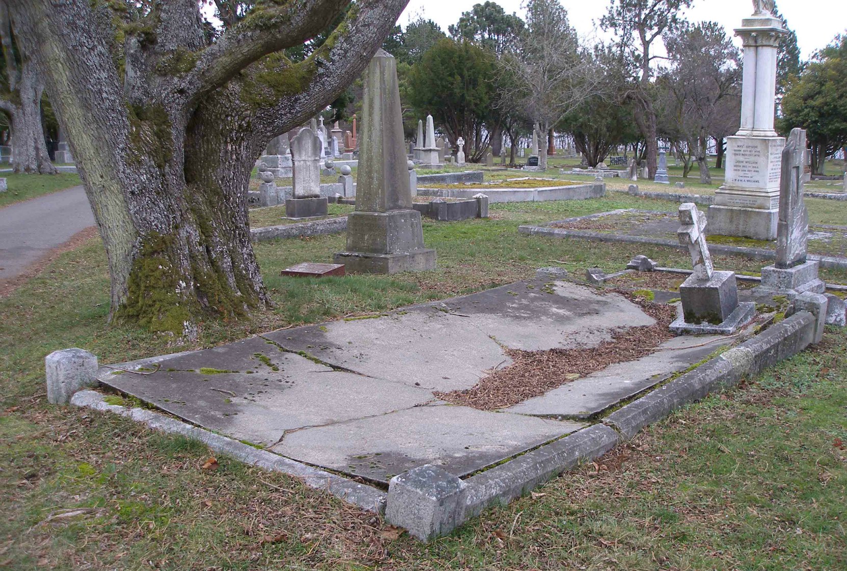 Thomas Earle grave, Ross Bay Cemetery, Victoria, B.C.