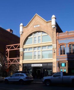 The Earle Building, 534 Yates Street, Victoria, B.C. Designed and built in 1900 by architect Thomas Hooper as a warehouse and office for Thomas Earle.