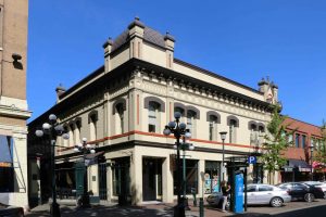 1210-1216 Broad Street, Victoria. Built in 1889 by architect Thomas Trounce for Alexander Alfred Green