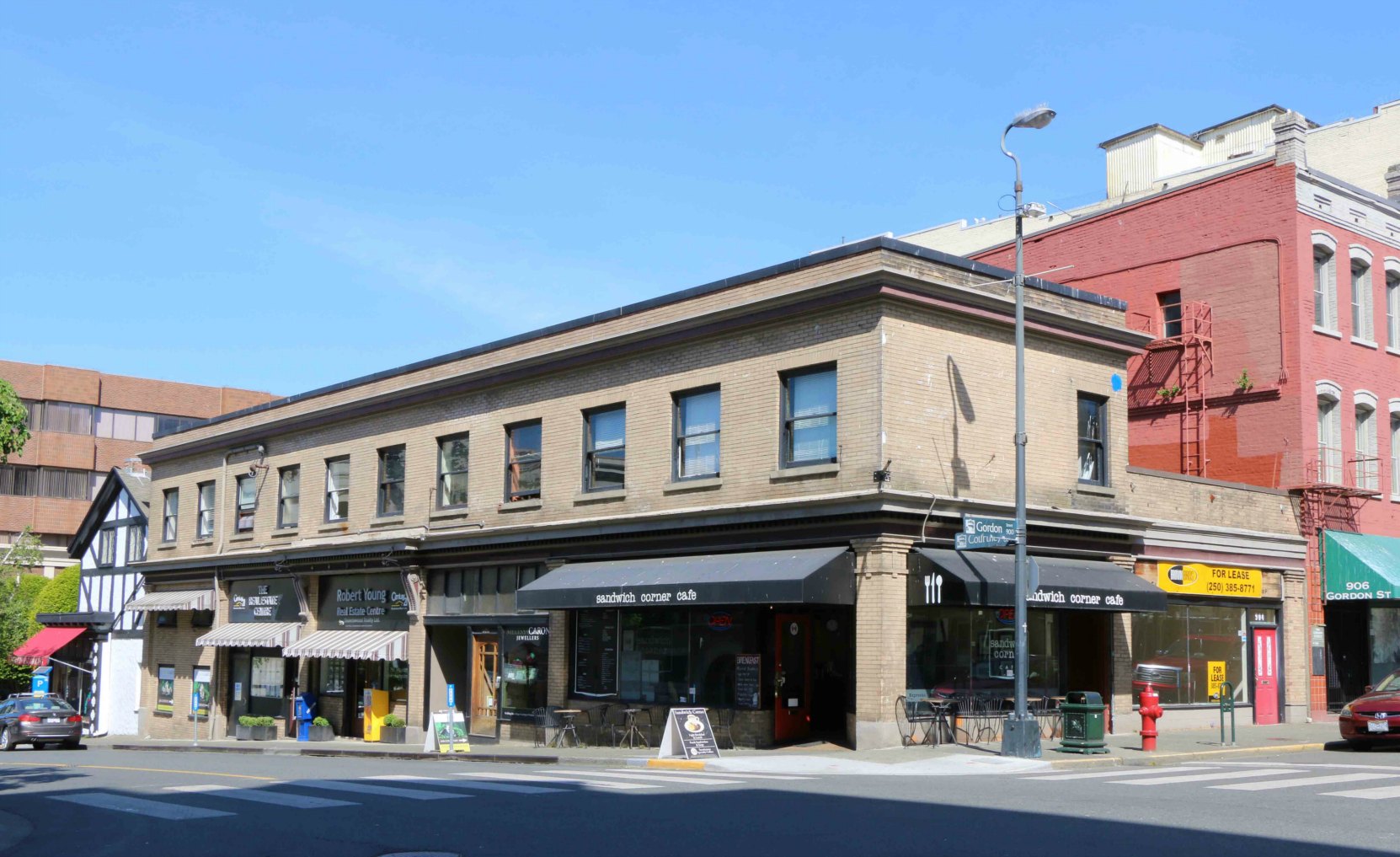 600-610 Courtney Street, Victoria, B.C. Built in 1913 for Stephen Jones, who was Grand Master of B.C. in 1925. (photo by Temple Lodge Historian)