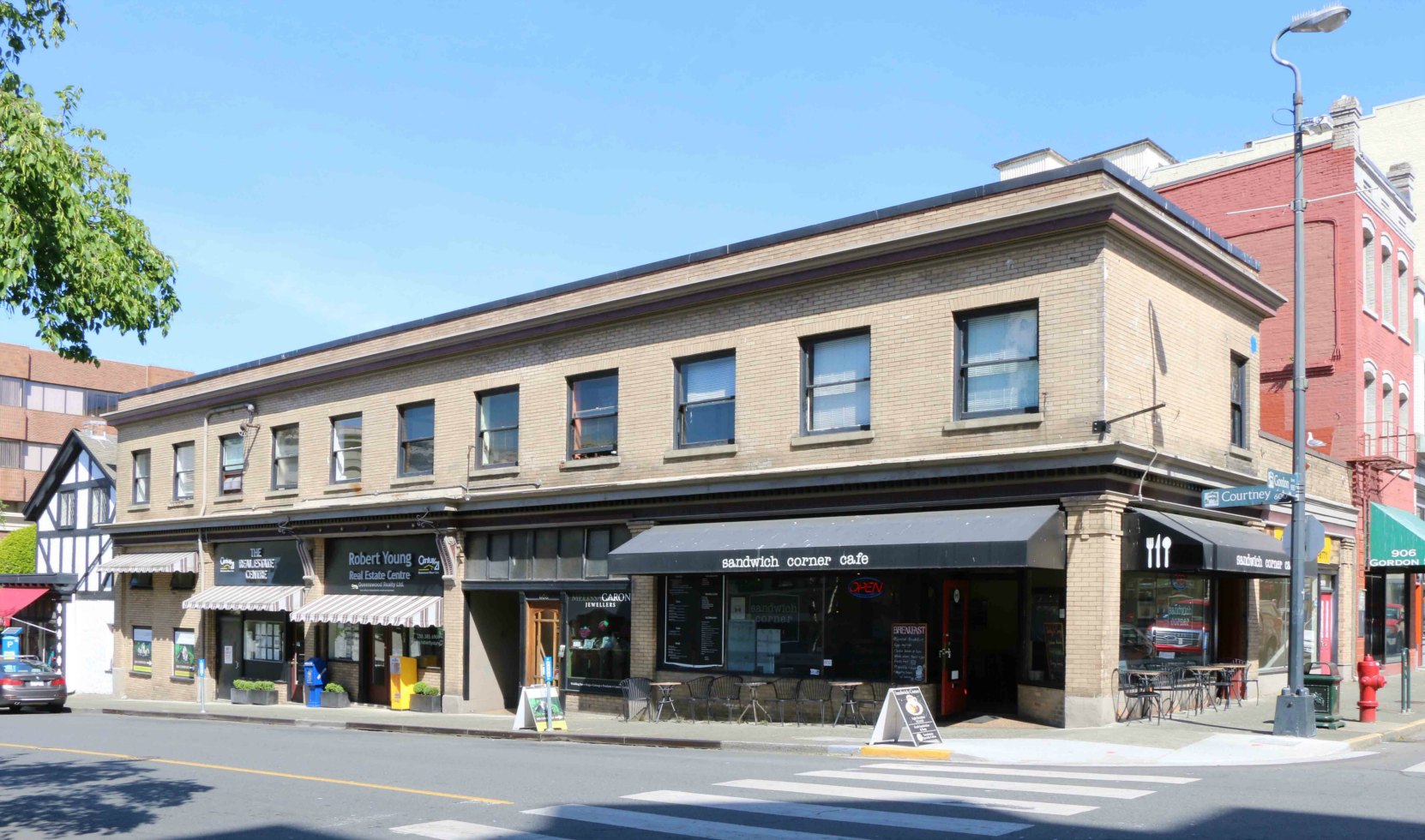 600-610 Courtney Street, Victoria, B.C. Built in 1913 for Stephen Jones, who was Grand Master of B.C. in 1925. (photo by Temple Lodge Historian)