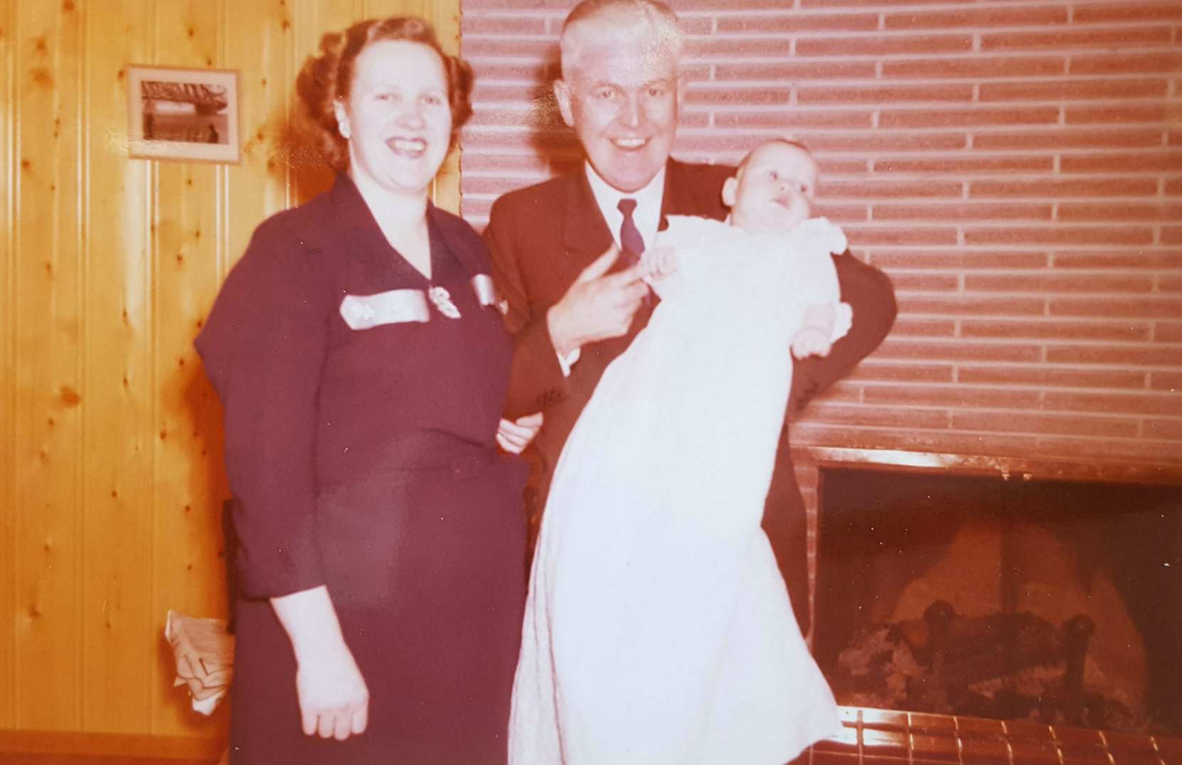 Richard "Bucky" Kennett and his family in 1959. The child in the photo is now one of the owners of Bucky's Sport Shop (photo courtesy of the Kennett family & Bucky's Sport Shop - used with permission)