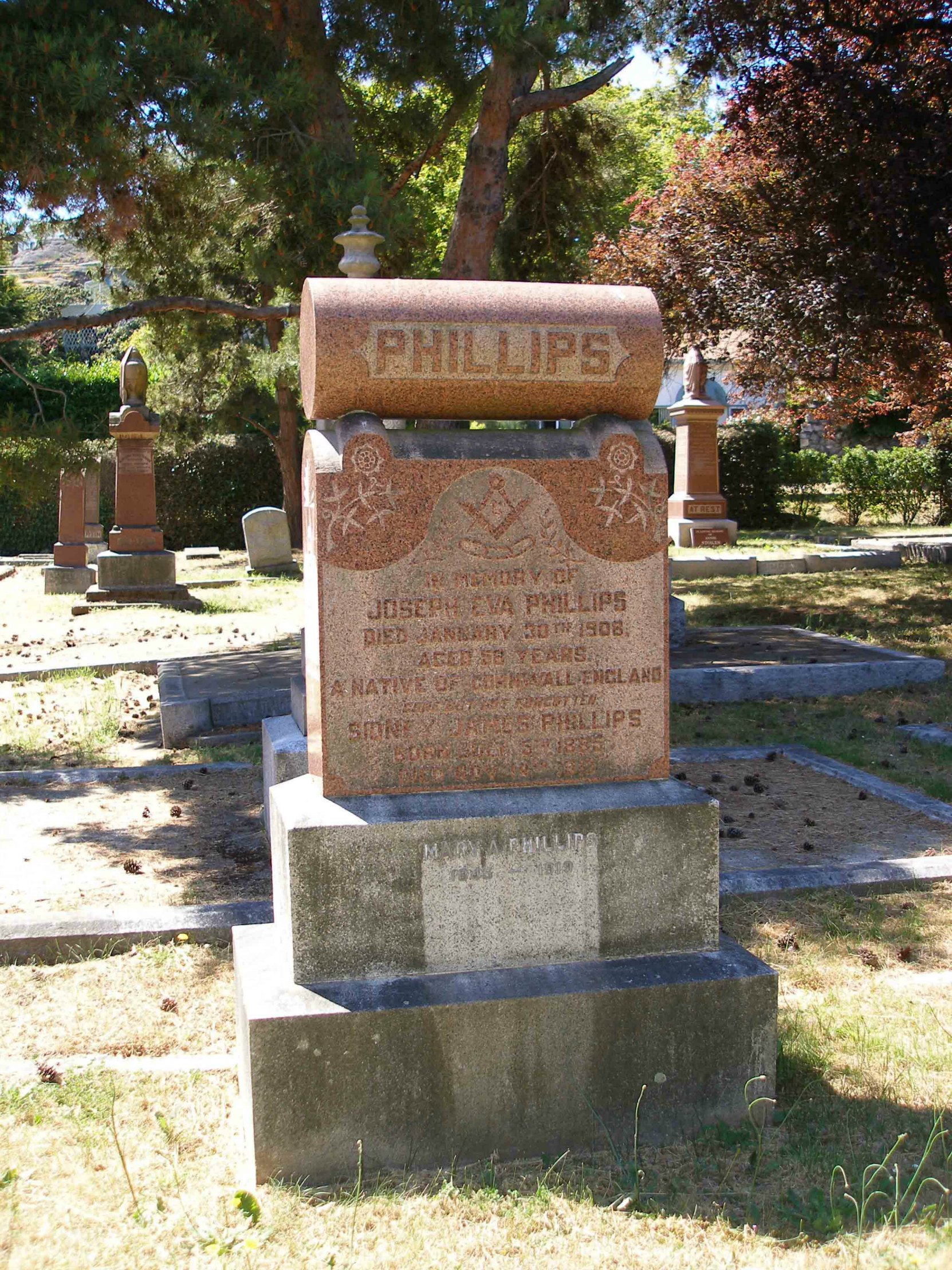 Joseph Eva Phillips grave, Ross Bay Cemetery, Victoria, B.C. (photo by Temple Lodge No.33 Historian)