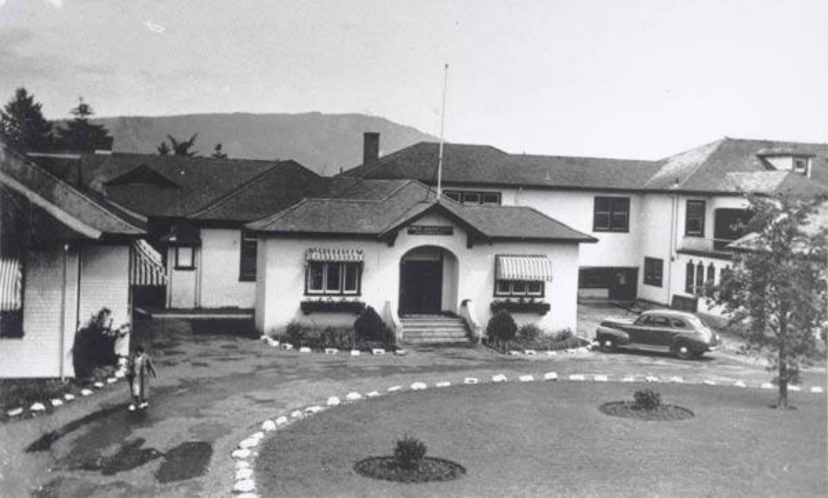 King's Daughters' Hospital, Duncan, B.C., circa 1940. This building has since been demolished and replaced by the Cairnsmore long term care facility.