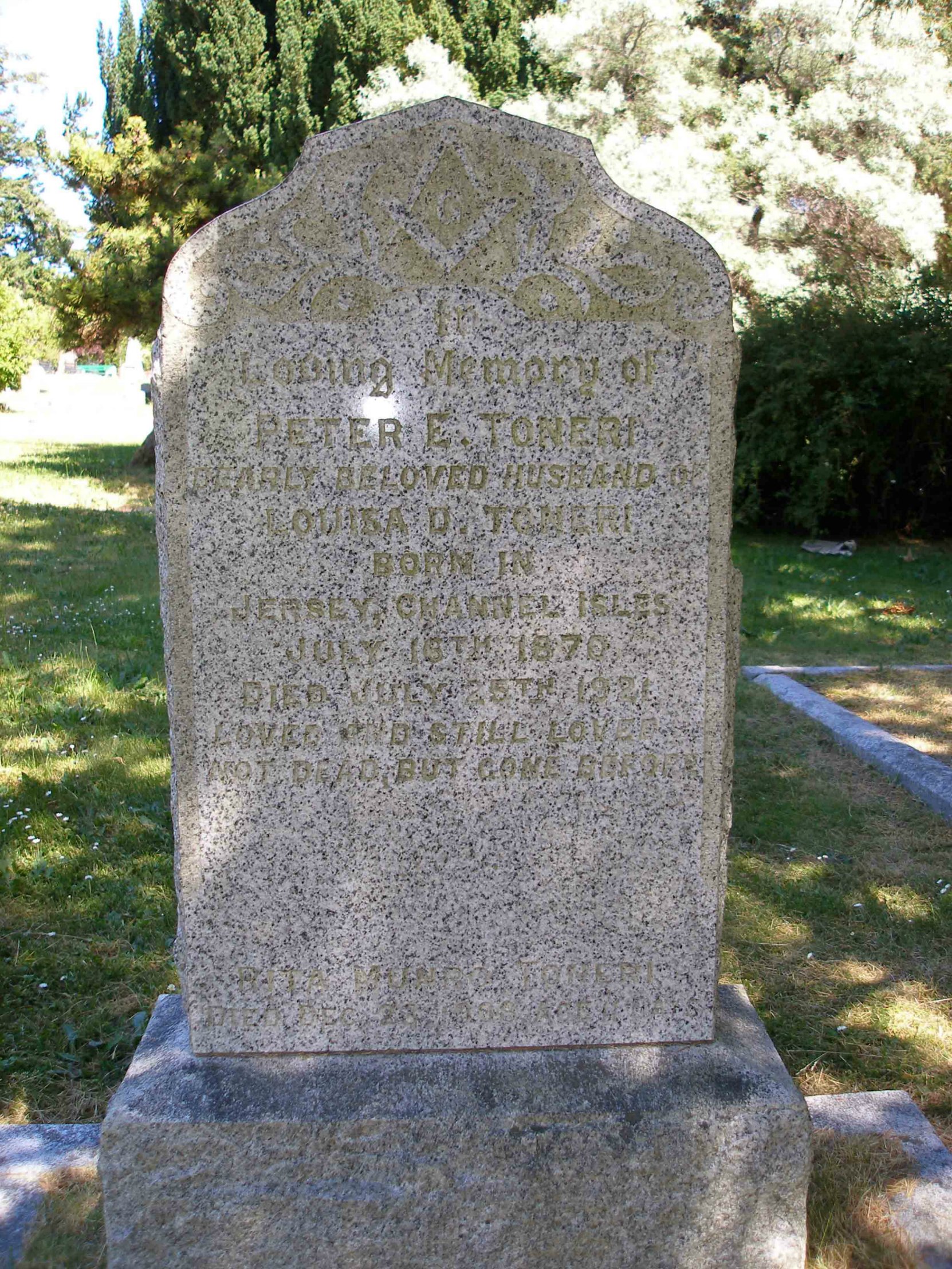 Peter Edward Toneri grave inscription, Ross Bay Cemetery, Victoria, B.C. (photo by Temple Lodge No. 33 Historian)