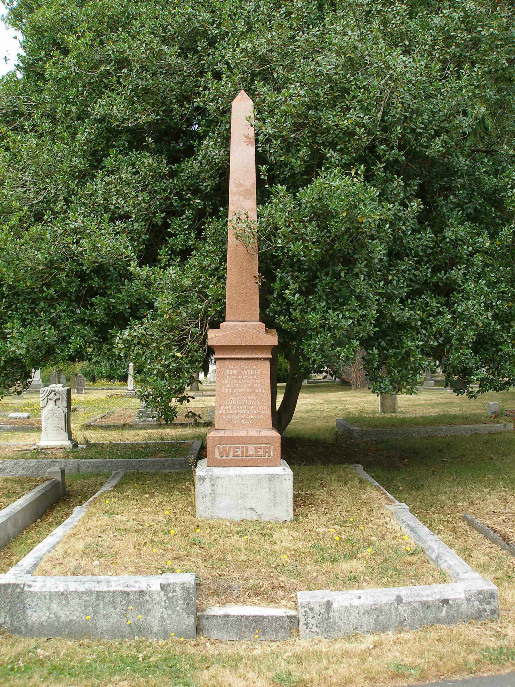 John Weiler family grave, Ross Bay Cemetery, Victoria, B.C, (photo by Temple Lodge No. 33 Historian)