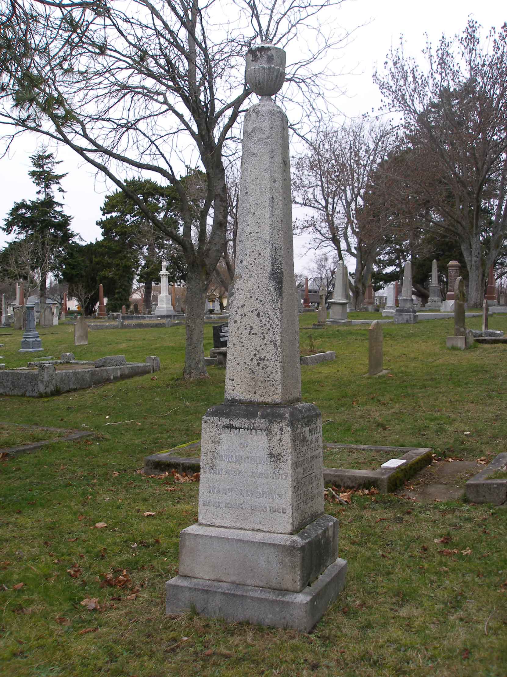 David William Higgins grave, Ross Bay Cemetery, Victoria, B.C. (photo by Temple Lodge No. 33 Historian)