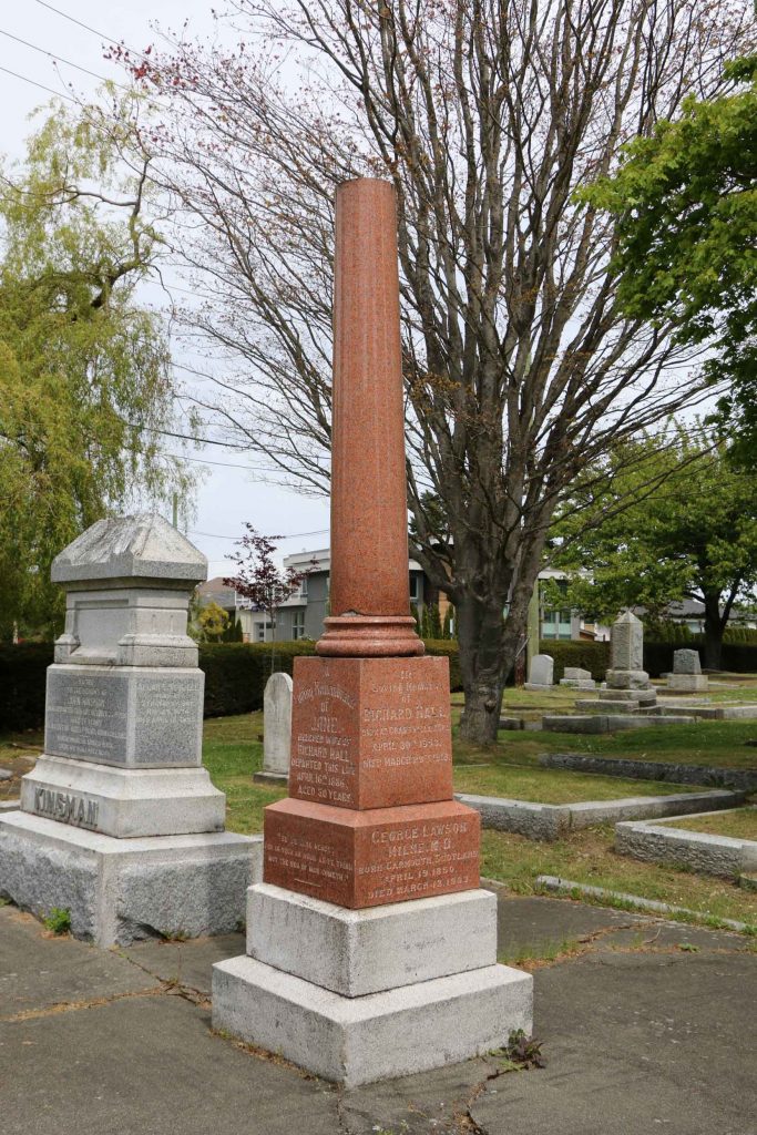 Richard Hall grave, Ross Bay Cemetery, Victoria, B.C. (photo by Temple Lodge No. 33 Historian)