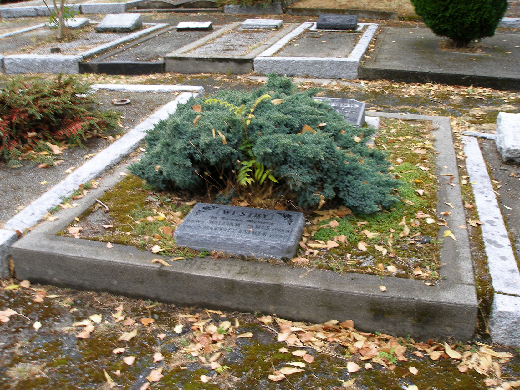 William Henry Westby grave, St. Luke's Anglican Cemetery, Saanich, B.C. (photo by Temple Lodge No. 33 Historian)