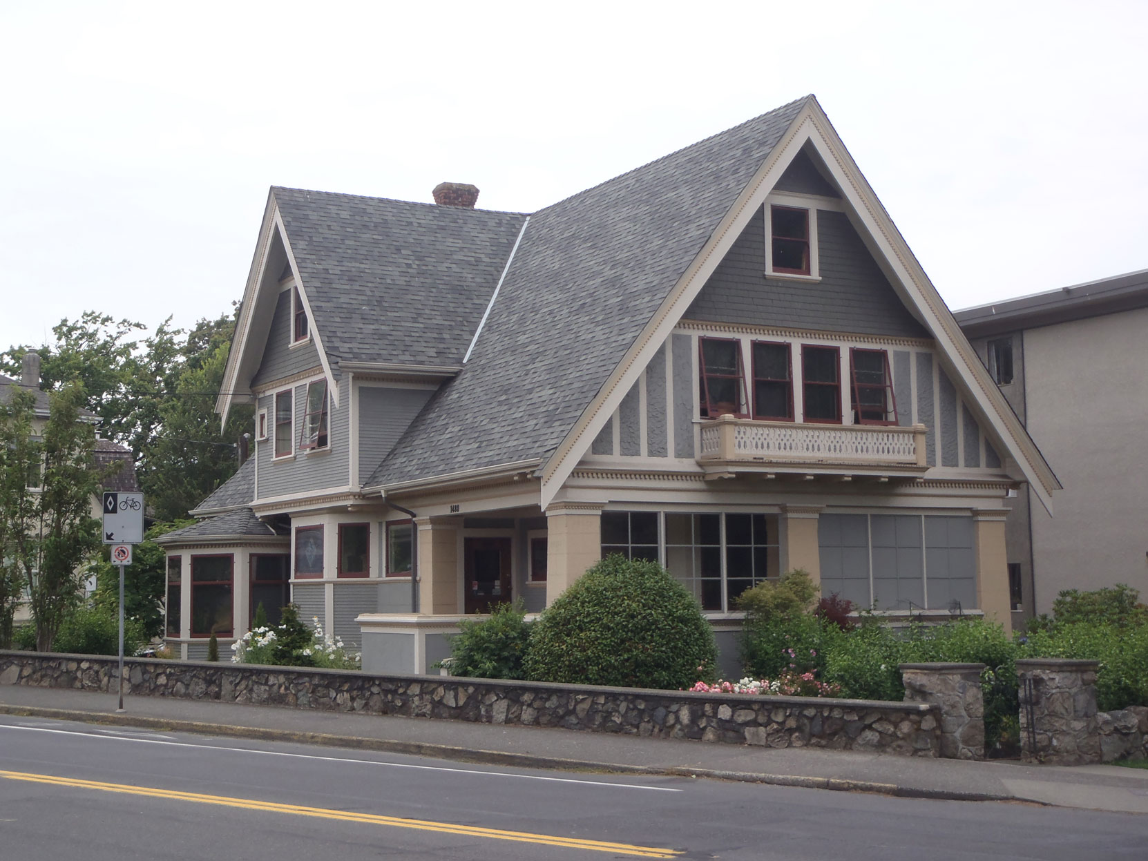 1402 Stadacona Avenue, built for in 1907 by designed/builder David H. Bale as his personal residence. (photo: Temple Lodge No. 33 Historian)